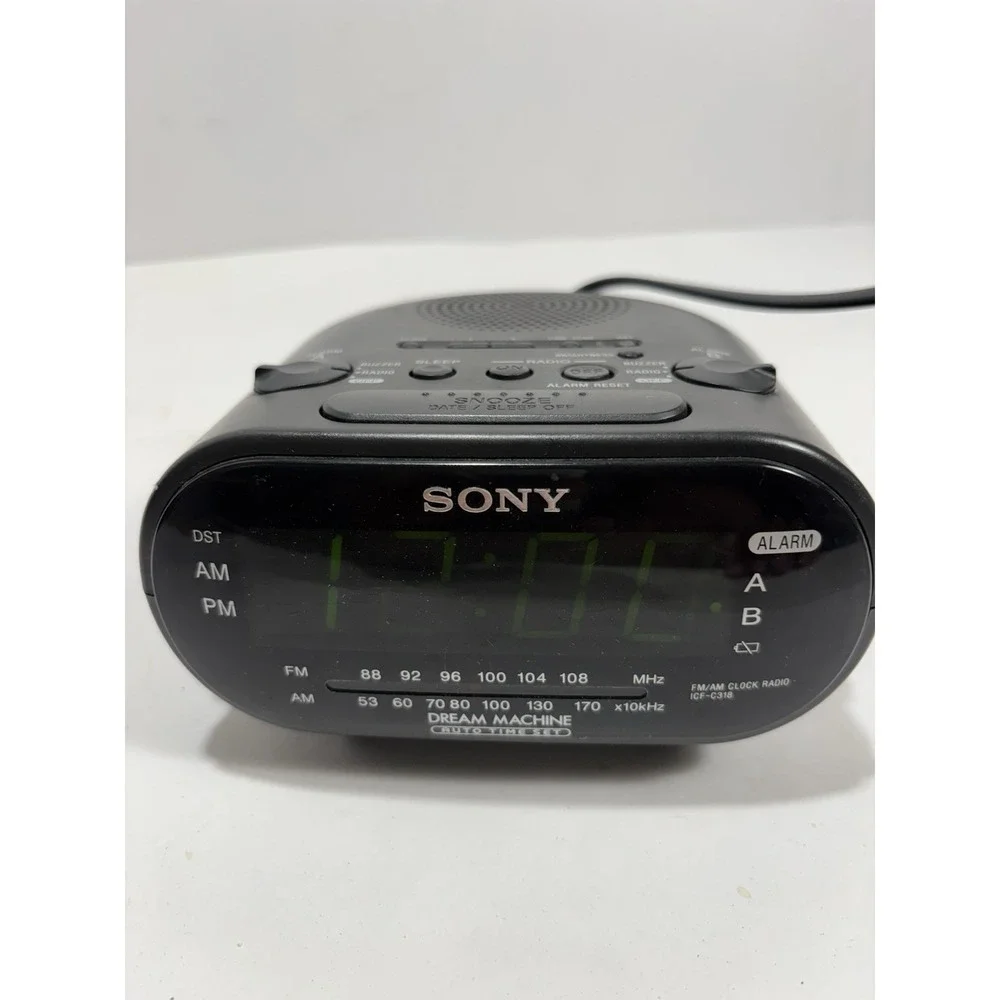 Clock Radio Retro Sony ICF-C318 Dream Machine Dual Alarm Auto Time AM/FM Black